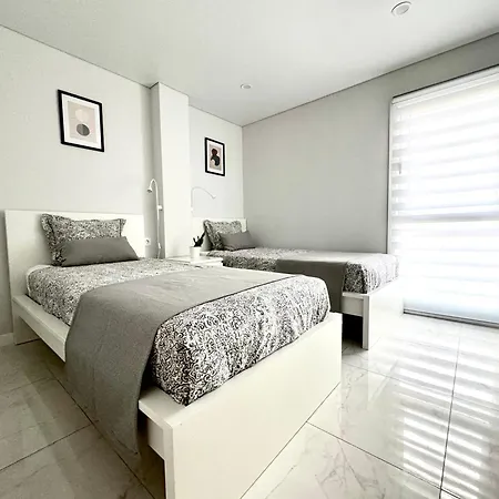 Apartament Vinas *