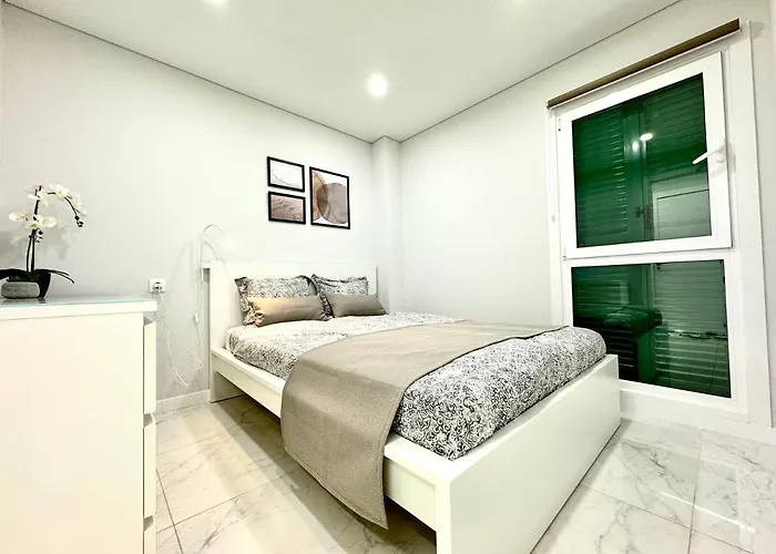 Vinas * Playa de las Américas