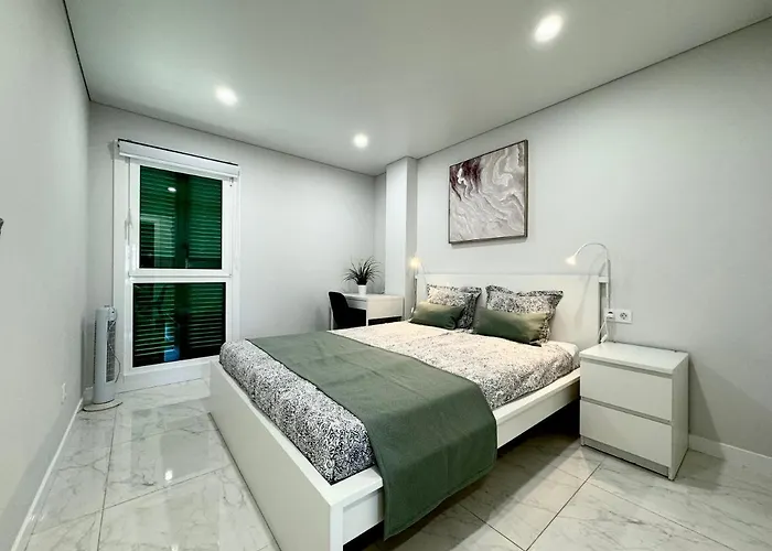 Vinas * Playa de las Américas